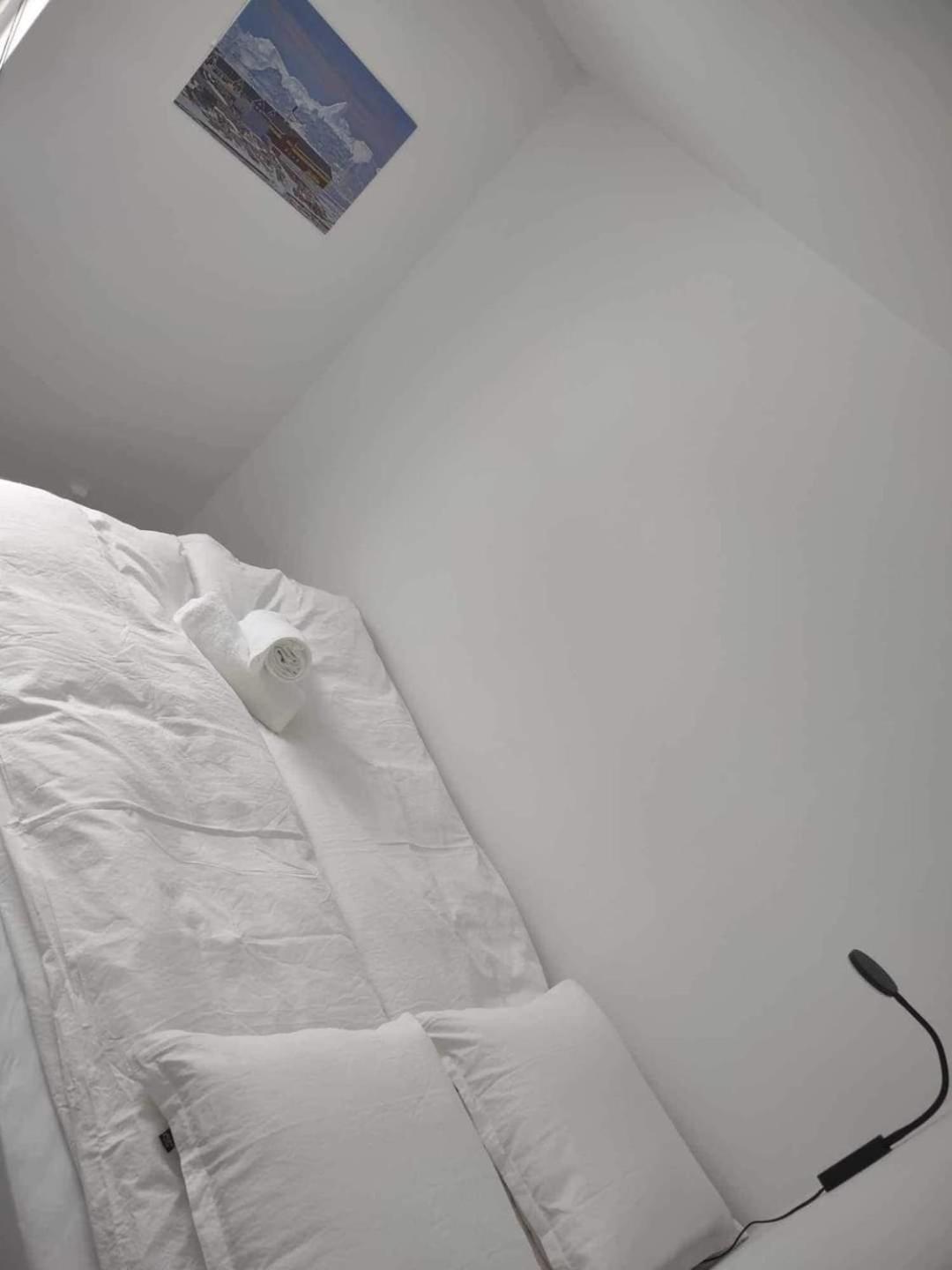Ilulissat Hostel Екстер'єр фото