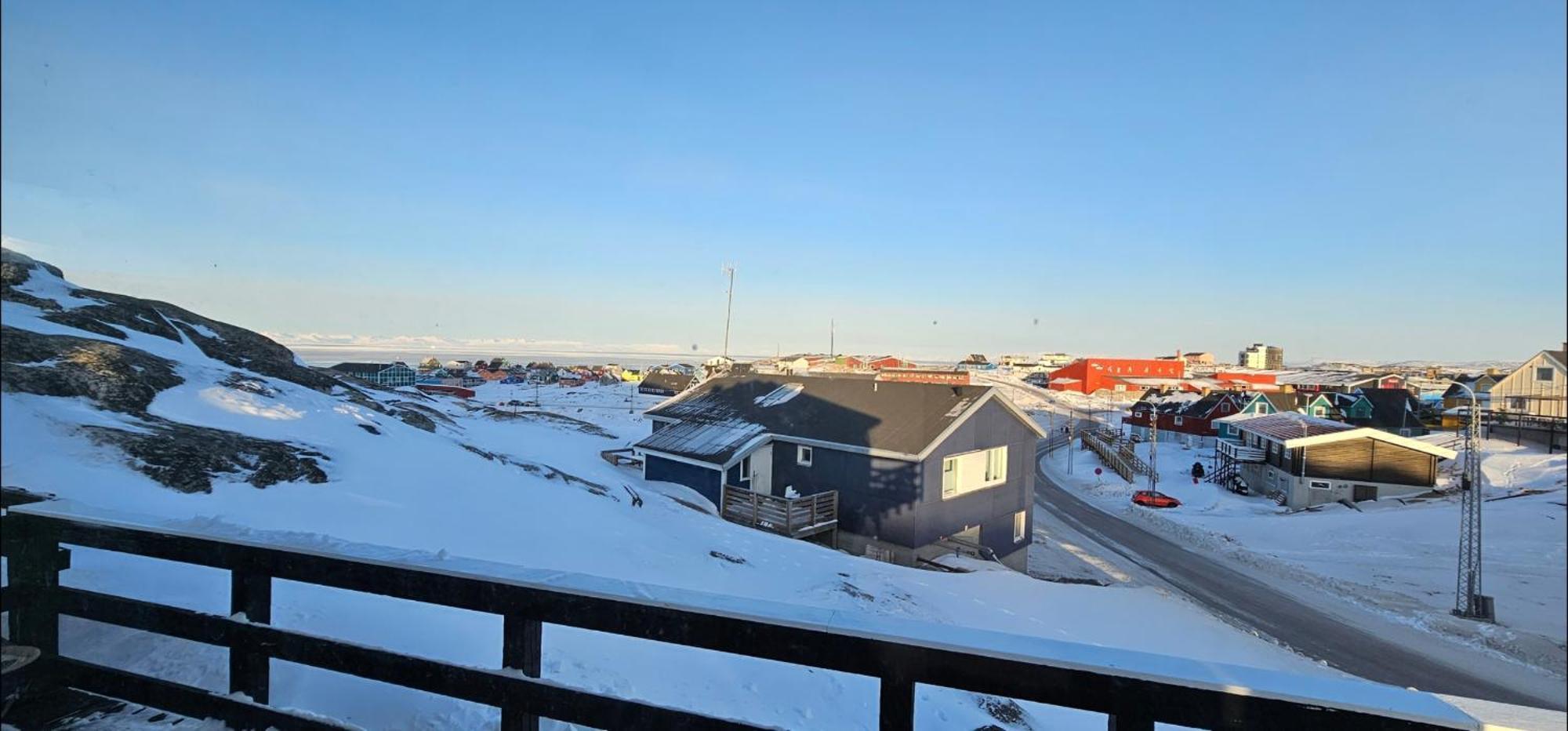 Ilulissat Hostel Екстер'єр фото