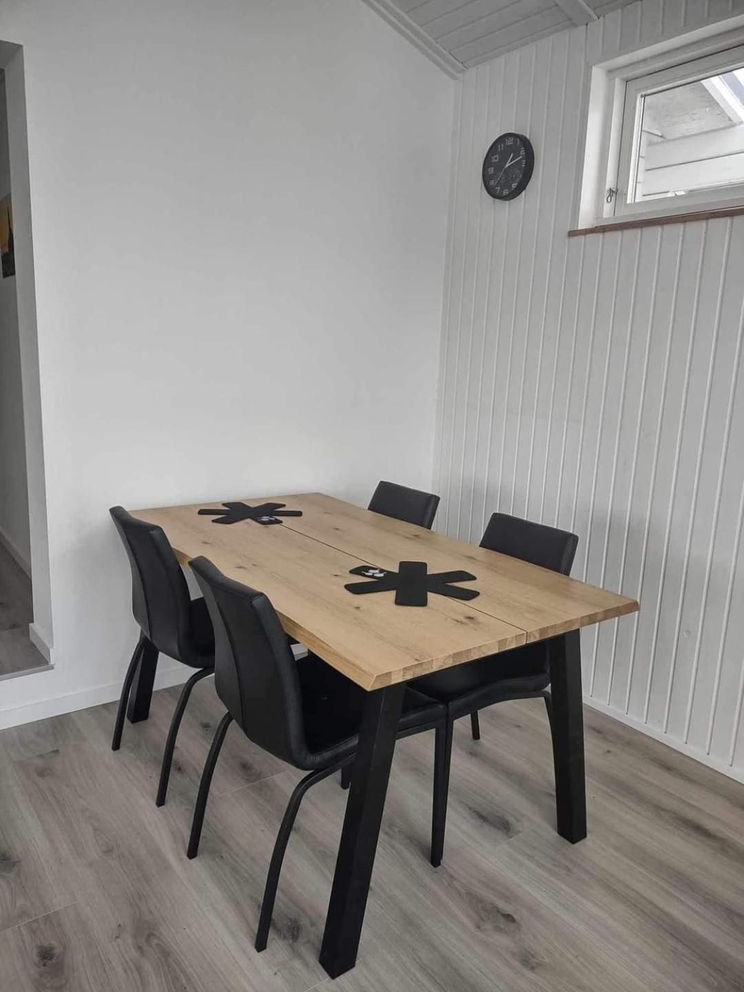 Ilulissat Hostel Екстер'єр фото